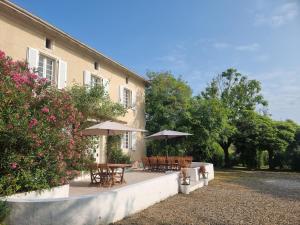 Maisons de vacances Large country house, private pool & large garden : photos des chambres
