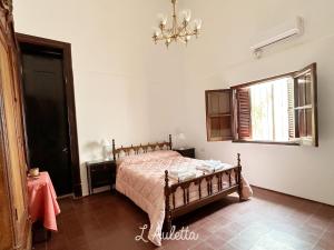 L Auletta