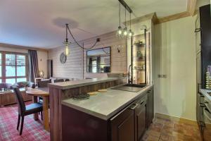 Appartement T3 ARC 1950 skis aux pieds Sauna, Hammam, Jacuzzi