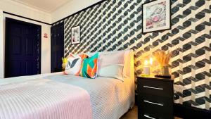 Rest Boutique Golders Green