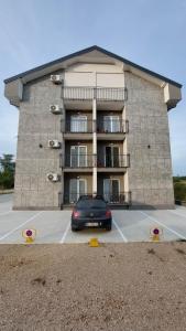 Apartman Iris Srebrno jezero