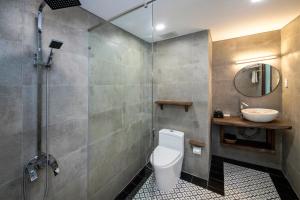 Phòng Superior 2 Giường Đơn Nhìn ra Hồ bơi (Superior Twin Room with Pool View)