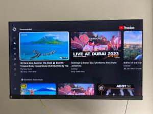 Gardens Apartment Stunning Mountain Views