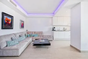 Amazing First Line Beach in Cabopino Marina by Costarentals - M42 - 卡博皮诺