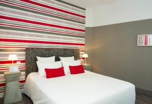 Hotels The Originals Boutique, Hotel Le Londres, Saumur (Qualys-Hotel) : photos des chambres