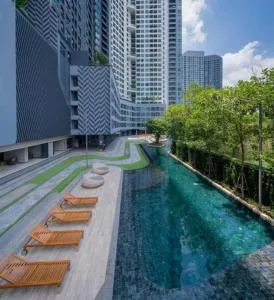 Ideo O2 BTS Bangna - Ban Thong Khung