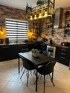 Trendy Seaside Escape 2 Bedroom Penthouse