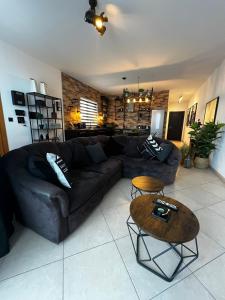 Trendy Seaside Escape 2 Bedroom Penthouse