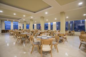 V Hotel Delphi