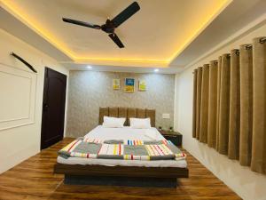 Hotel StayMore Premium Rooms and AC dorms