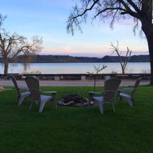 Villa Del Lago - Lakehouse in Pepin