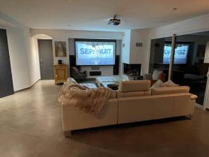 Villas Luxueuse Villa avec Piscine pour 8 personnes TAHA-A - Le Beausset a 10 mn des Plages : photos des chambres