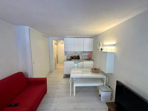 Monolocale Cristallo 20 - Serafini