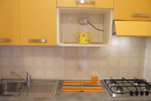 Bright flat with a wide terrace-Beahost