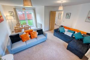 Large 5 Bed House near NEC, BHX AIRPORT, HS2, Private Parking