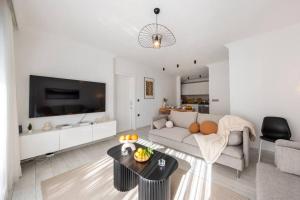 Bodrum Center 2 Bedroom Calm Modern Garden Floor Flat - Yeni Dünya Bodrum