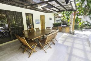 Heart of Jaco- Luxury Villa with Pool