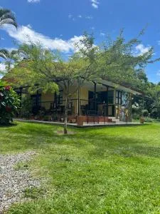 Charming Nature House/ Finca Tradicional Cafetera - Murillo