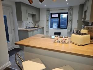 Middle Tree, ideal modern cottage