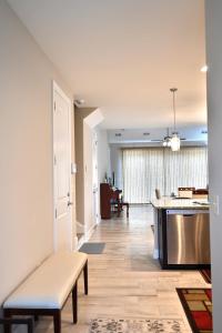 Spacious House near the Beach 300