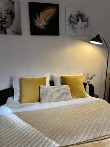 Cozy apartment near the Lviv National Opera