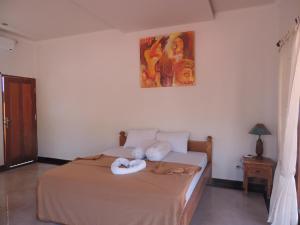 Deluxe hướng biển có ban công (Deluxe Sea View With Balcony)
