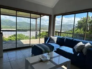 Blue Lagoon 4x4 Cottage - Umngazana