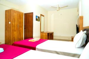 Shree Swarna Comforts