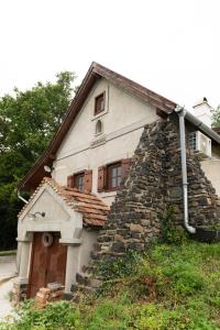 Bakos Pincészet Csobánc Bástya és Borterasz