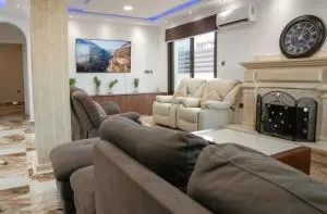 LUXURY VILLA - Lempa