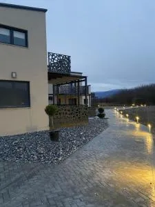 THE ROOMS - Polykárpion