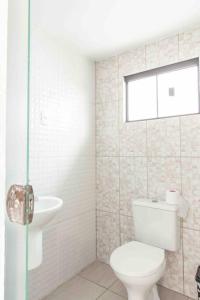 Café da manhã com vista mar.