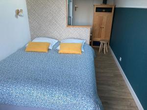 LA CHAMBRE PERCHEE DES HORTENSIAS