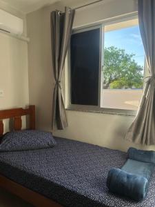 Pousada paraíso Ap próximo ao centro da praia de baixo