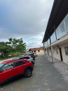 Pousada paraíso Ap próximo ao centro da praia de baixo