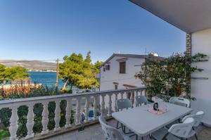 Apartment Pine Haven