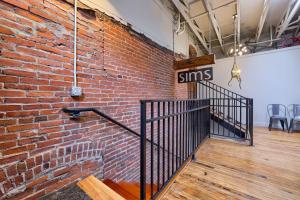 Sweet Lancaster Apt. B