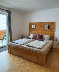 Alpenchalet Basecamp Apartment 1 - Schmied