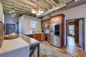 Sweet Lancaster Suite