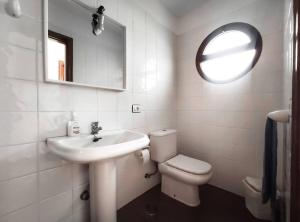 Duplex in quiet zone, next to sea, fast WiFi