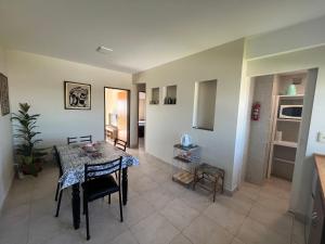 Depto frente al golf y mar