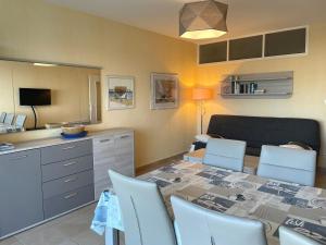 Bel appartement 1 chambre pour 5 personnes au bord de la mer à Saint-Jean-de-Monts - FR-1-323-216