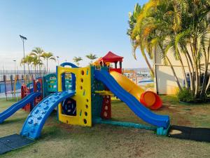 Flat Rosa encantador vista lago