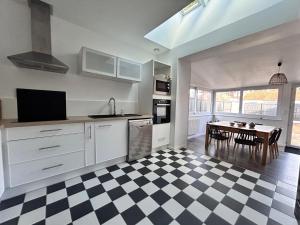 Maison rénovée 4 ch. avec jardin, à 700m de la plage et proches commerces - St Brevin Les Pins - FR-1-364-152