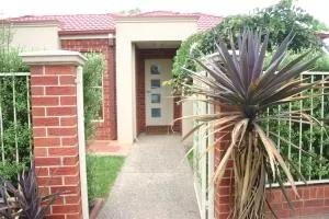 Villa on Nathan - Lankeys Creek