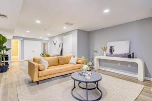 Spacious Suite in Deanwood + Free Parking - Ubytování bez kategorie ve městě Washington