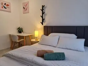 Sky House BSD Studio by Shinzhouz - Lengkong-kulon