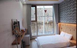 38th Street Guesthouse