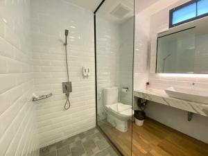 โรงแรม เดอะโมเดล การ์เด้น