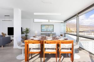 Home2Book Stunning Sea Views House, Private Pool